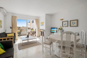 Sunny flat with pool in Riviera del Sol by Costarentals - Ref 96